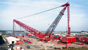 Mammoet launches world’s strongest land-based crane