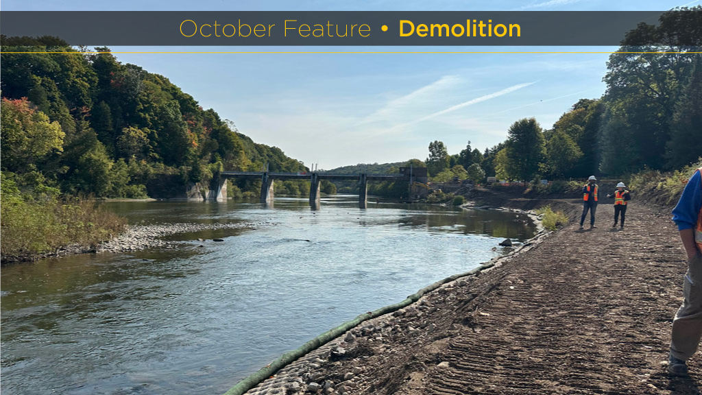 London, Ont.’s Springbank Dam project includes the removal of a concrete shoreline mat and the transformation/restoration of approximately 200 metres of the streambank into a more natural habitat. Burlington-based Bronte Construction is carrying out the work, which involves a fish species rescue and relocation, pumping out the water around each of the four bays, and then the removal/demolition of the 5.49-metre-high, 15.24-metre-wide gates and mechanical building that once operated them.