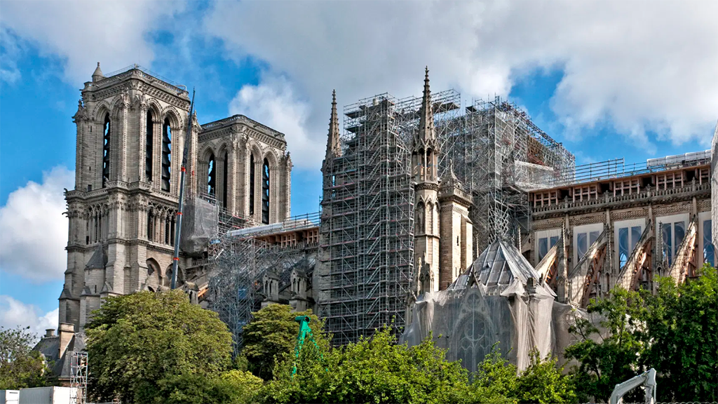 Notre Dame Cathedral unveils its new interior five years after devastating fire