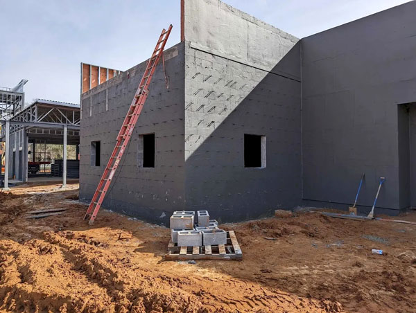 CarbonBuilt’s first customer, Blair Block, will the binder to make concrete blocks at its retrofitted masonry plant in Alabama.