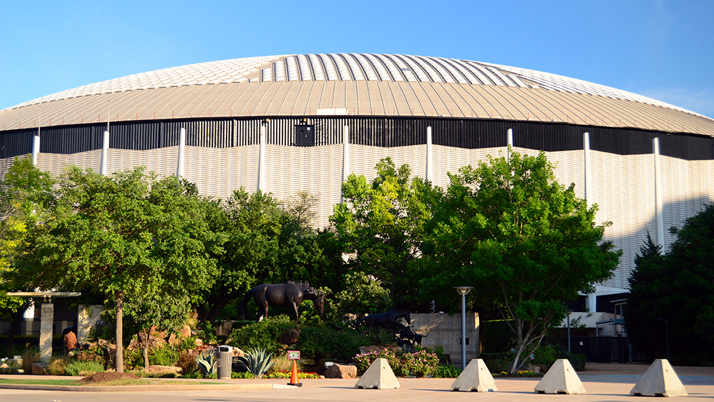 A $1 billion proposal is the latest plan to refurbish and save the iconic Houston Astrodome