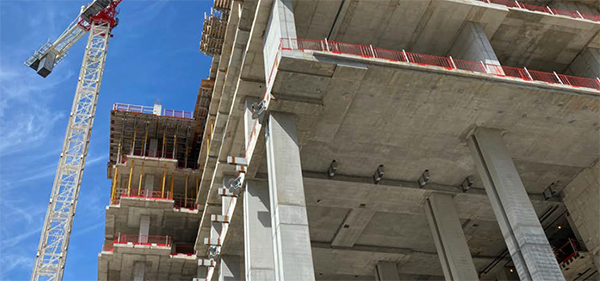 NORR, in partnership with Renzo Piano Building Workshop as part of the EllisDon Infrastructure Team, were selected to design the new Ontario Court of Justice – Toronto, the largest courthouse in the province. The project features a 20-metre-tall atrium enclosed by a transparent glazed façade.