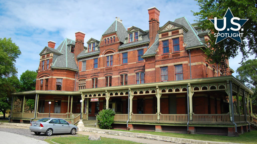 Chicago hotel a symbol of city’s Pullman rail car heritage