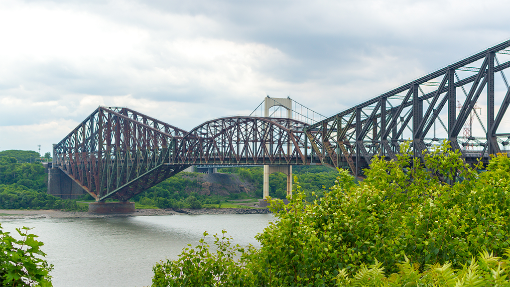 Progress report: Six months of activity on the Québec Bridge project