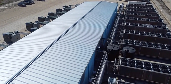 Dz’s IntelliKoat™ cut roof temperatures by 50°F on this 110,000 square foot data centre in Texas, eliminating cooling system strain and preventing costly equipment downtime.