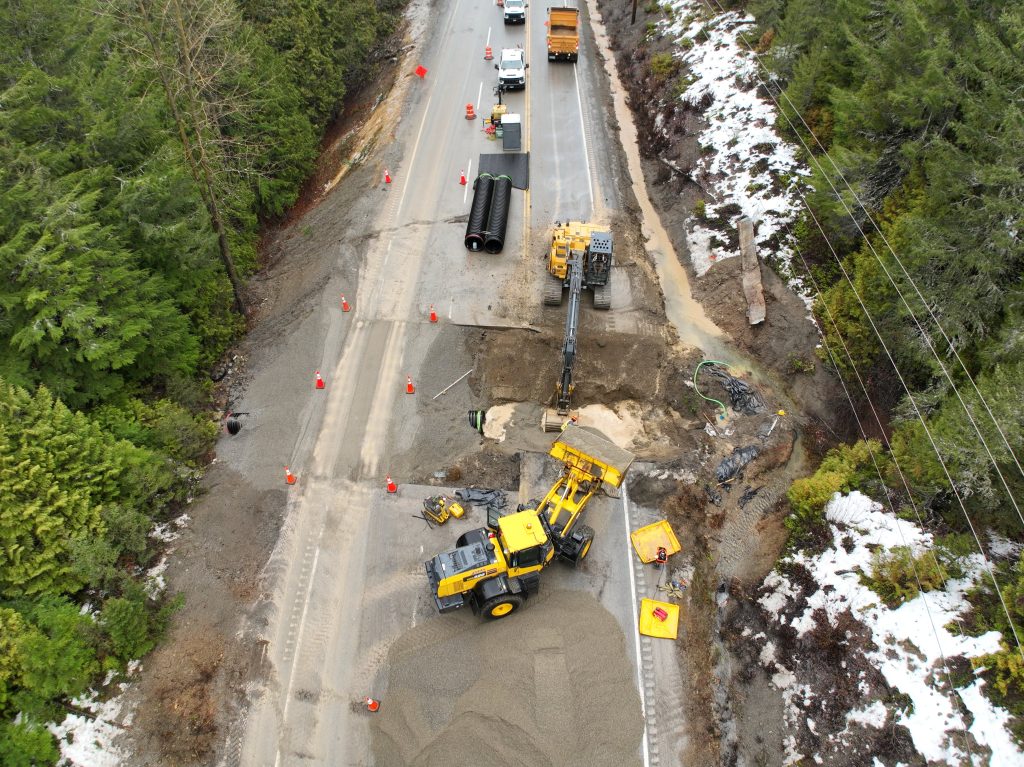 ‘Extensive damage’ to B.C.’s Highway 3 to Alberta, as latest storm cuts power