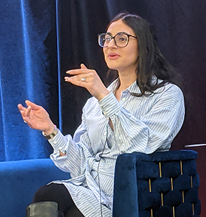 Joanna De Vuono described her experiences working as a project manager during the Rogers Centre renovations in Toronto to a MCAC audience last month.