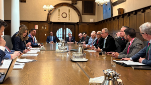 Building Trades of Alberta, premier ‘align’ on workforce development strategy