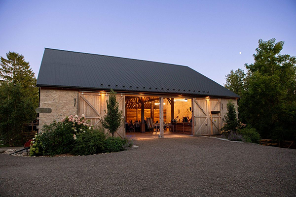 The CFBA Member's Choice Competition Winner for a wedding barn was awarded to Post Structures Inc. It was designed by Fryett Turner Architects Ins. and engineered by Tacoma Engineers Inc.