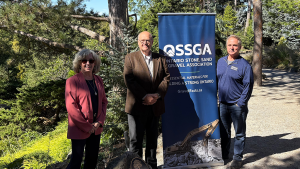 OSSGA Bronze Plaque Award rededicated at Royal Botanical Gardens’ Rock Garden